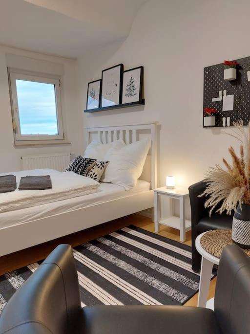 Rooftop Apartmens Ulm - Komfortable Neue Gemeinschaftsunterkunft Im Herzen Von Ulm - Raum 1 エクステリア 写真